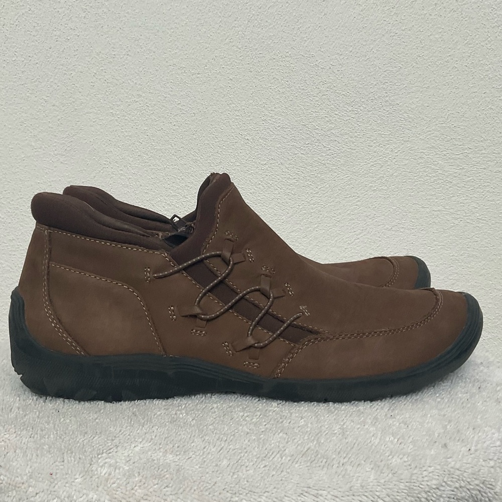 Clarks Collection Women's Fiana Bay Ankle Boots Zip Close Size 8.5M Comfort